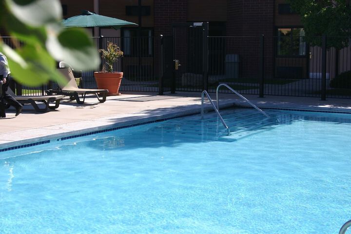 Pool 20 of 129