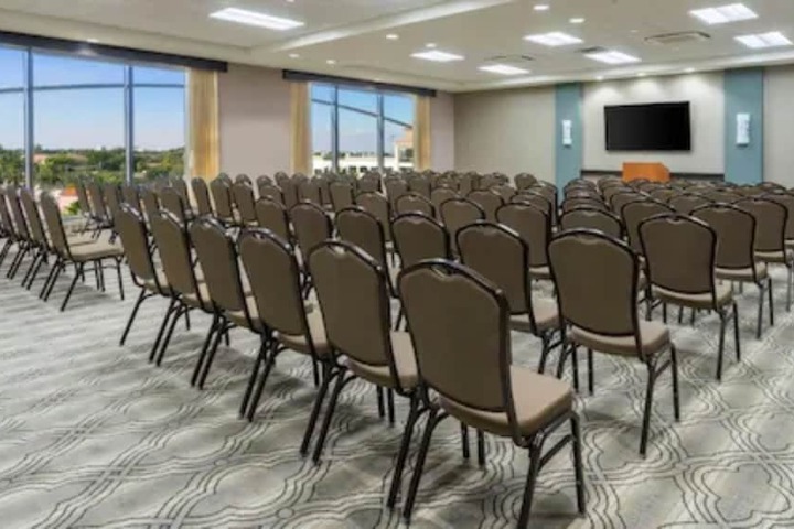 Hyatt Place Boca Raton / Downtown