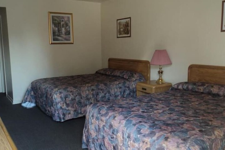 Room 6 of 20