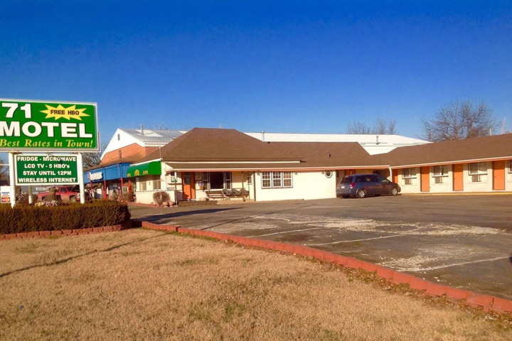 71 MOTEL NEVADA