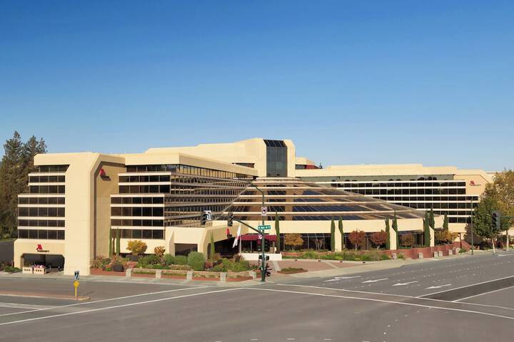 Hotel 2 of 43