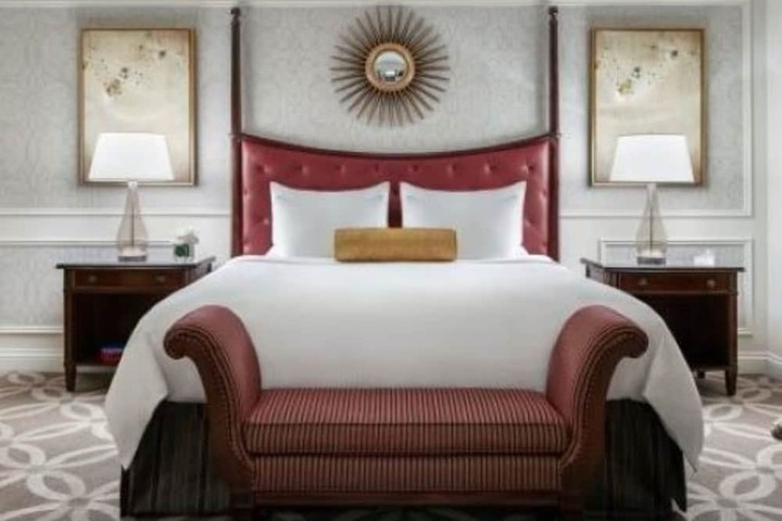 Room 48 of 114