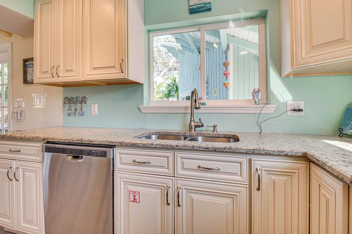 Cape Canaveral Cottage w / Pool - Walk to Beach!