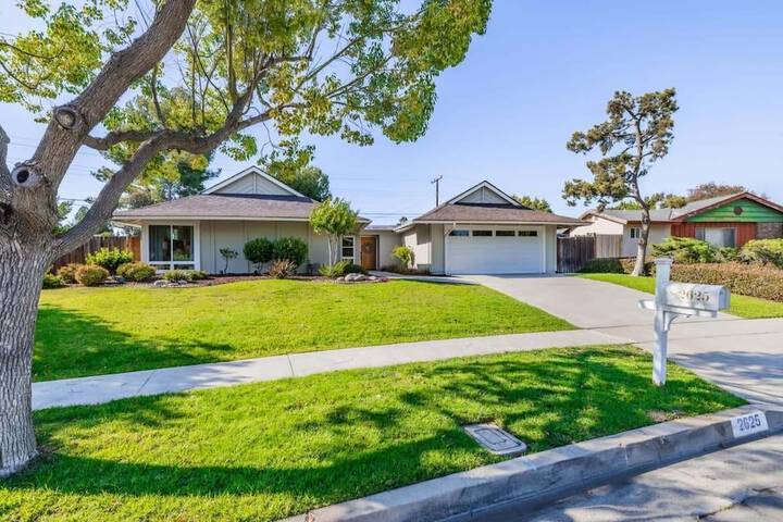 at Marbella Lane - Cozy Modern Home w / Relaxing Design & Pool