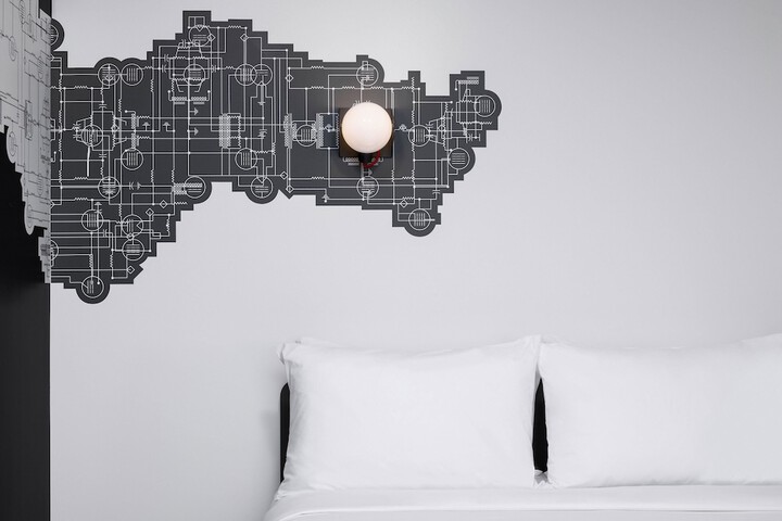Room 15 of 41