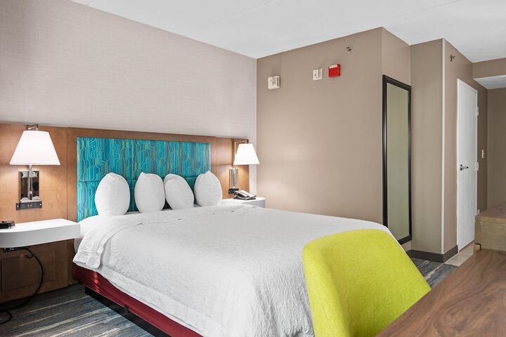 Room 19 of 35