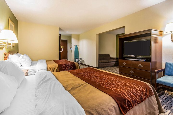 Room 18 of 26