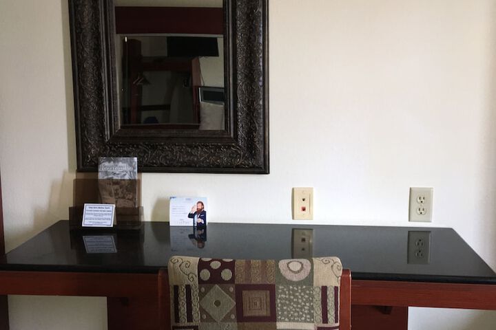 Room 54 of 67
