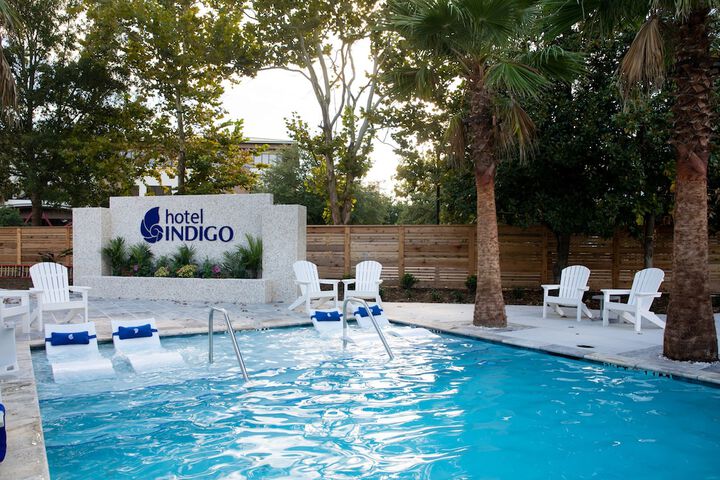 Hotel Indigo Mount Pleasant by IHG