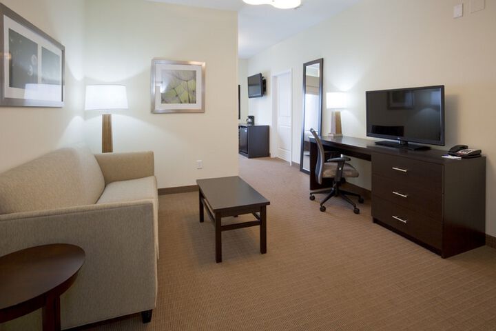 Room 18 of 38