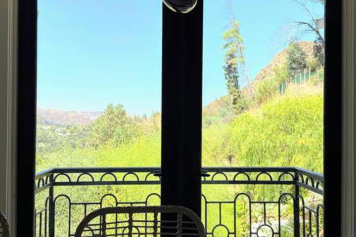 Malibou Lake Oasis