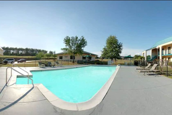 Pool 4 of 31
