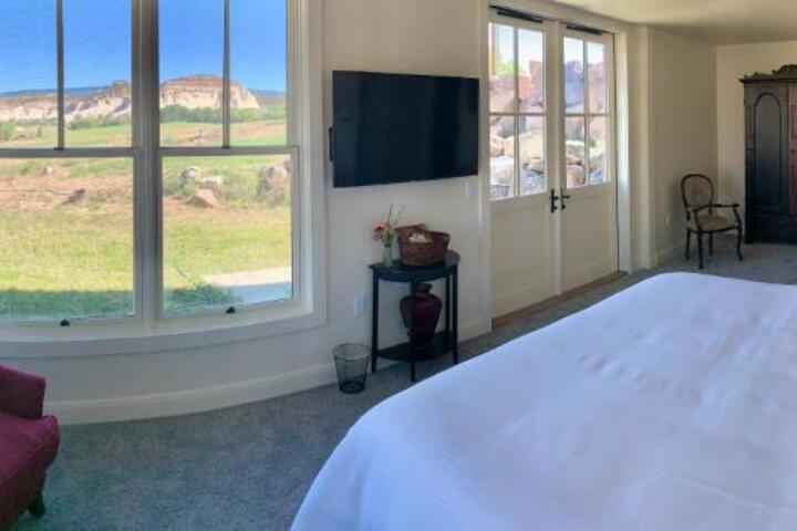 Annies Place Bed & Breakfast