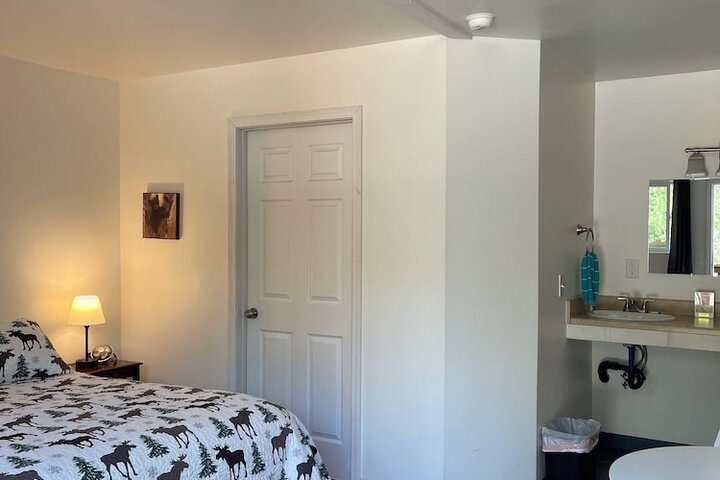 Room 37 of 57