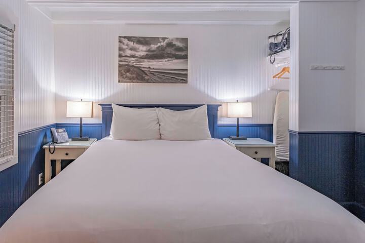 Cannon Beach Hotel Collection
