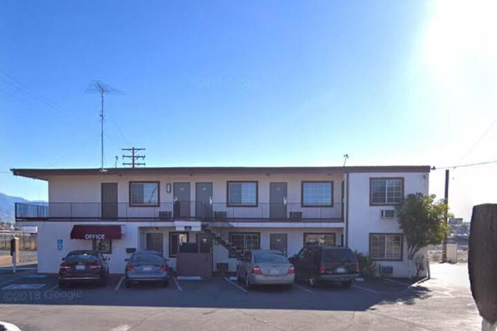 Hotel 5 of 12