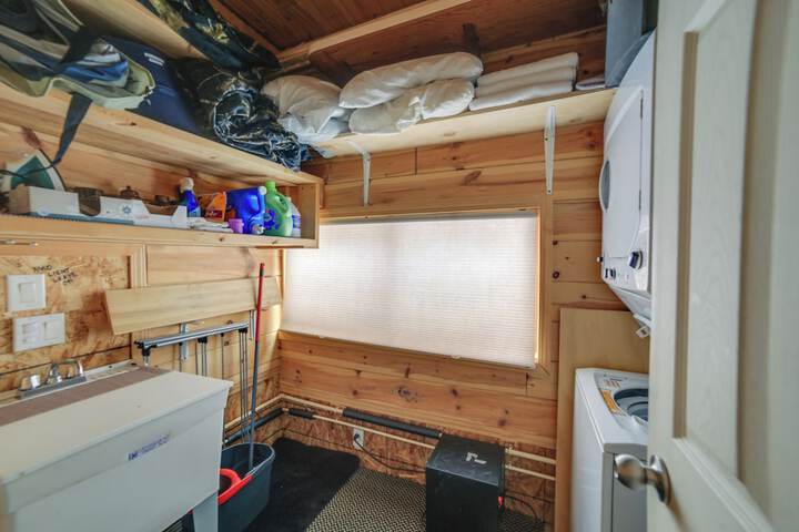 6 Mi to Shingleton: Manistique Home w / Yard!