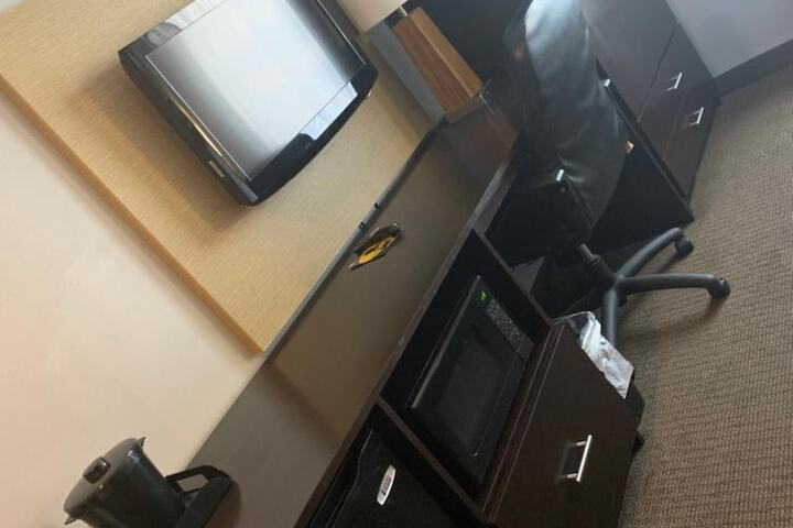 Room 21 of 64