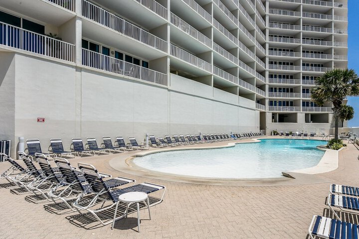 Pool 6 of 36