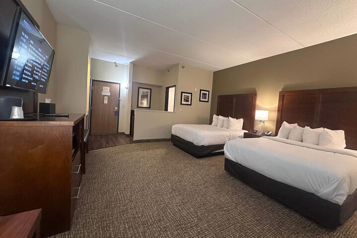 Wingate by Wyndham Pittsburgh / West Mifflin
