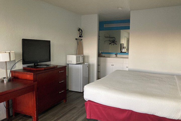 Woodward Inn & Suite