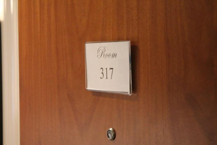 Room 63 of 112