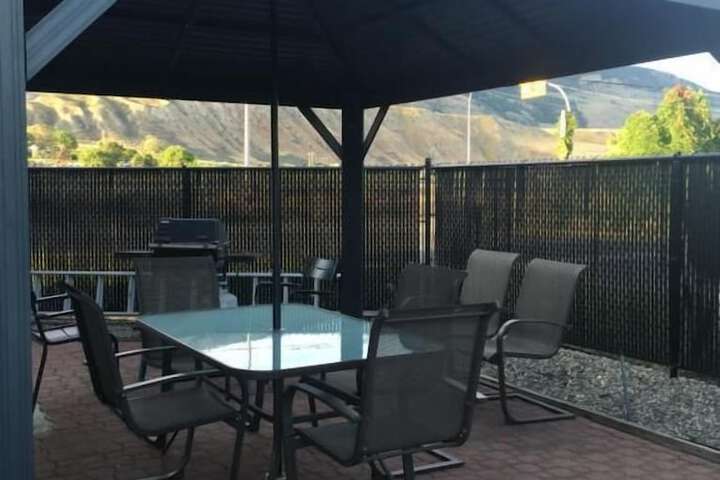 Terrace/Patio 60 of 61