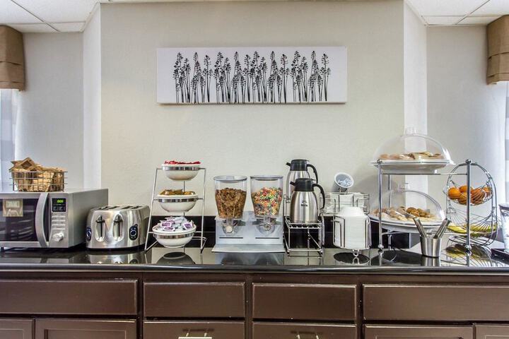Breakfast/Coffee Service 37 of 38
