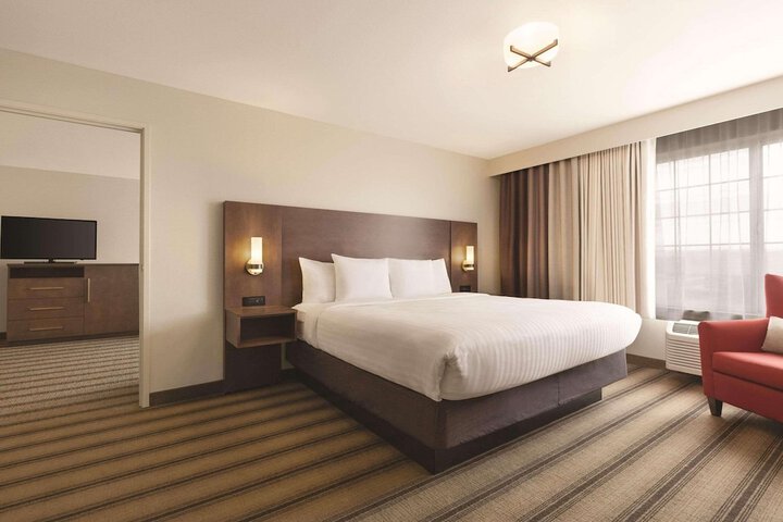 Room 18 of 30