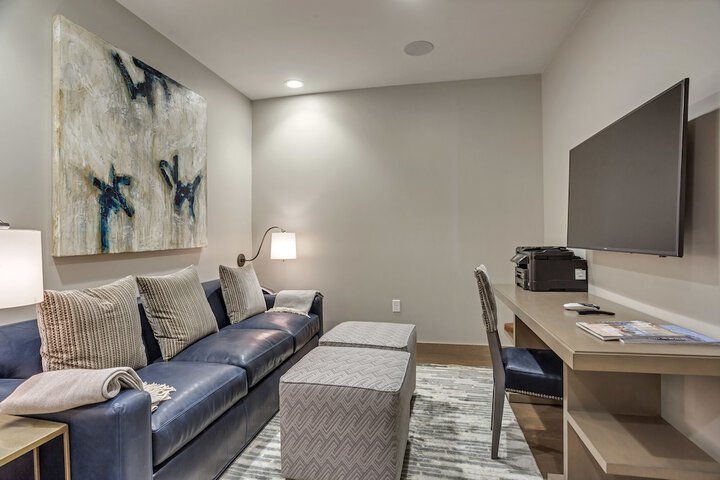 Room 257 of 306