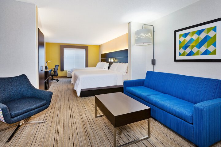 Room 17 of 31
