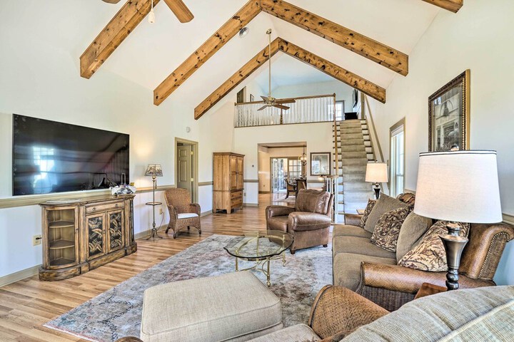 chateau Ridge Peaceful Retreat w / Fire Pit!