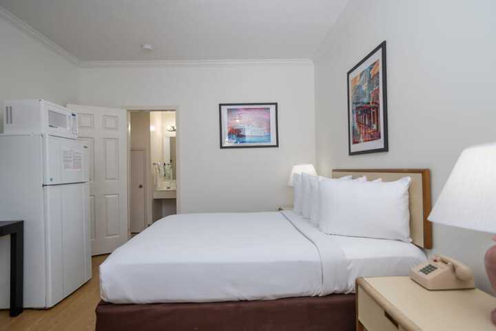 Room 18 of 30