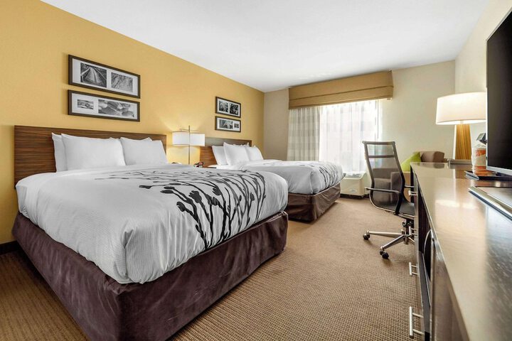 Room 34 of 53