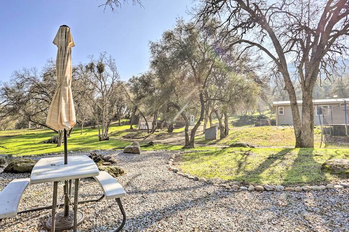 Family Home Near Kings & Sequoia National Parks!