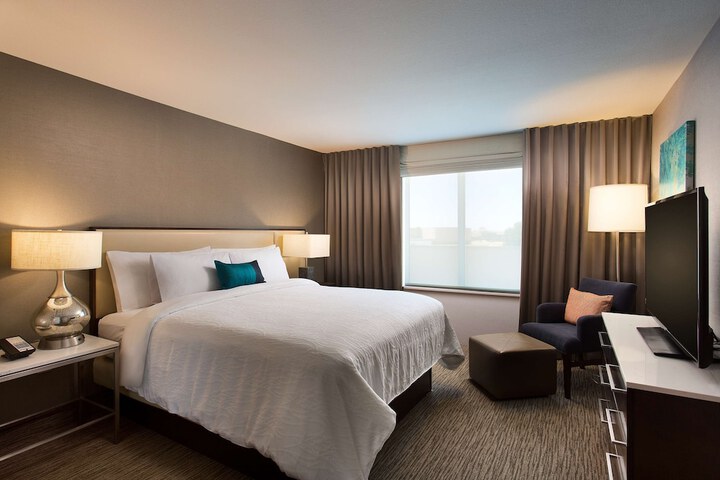 Room 21 of 43
