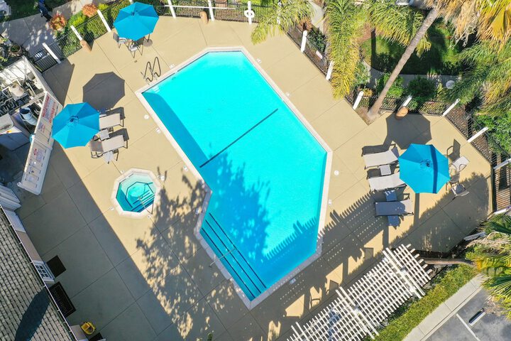 Pool 5 of 43