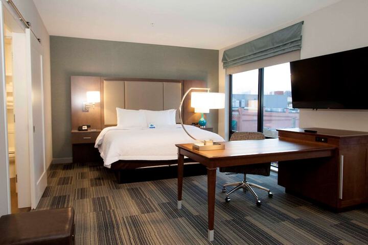 Room 45 of 81