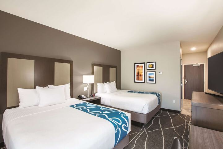 Room 16 of 25