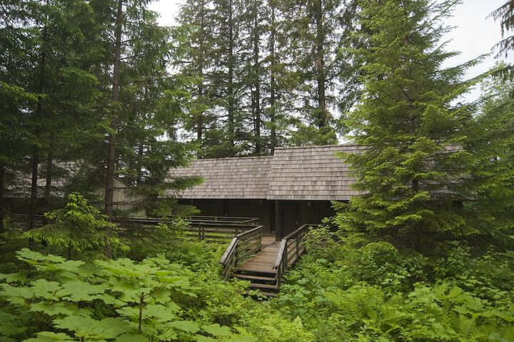 Property Grounds 29 of 32