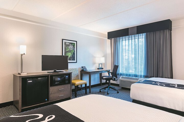 La Quinta Inn & Suites by Wyndham Atlanta Conyers