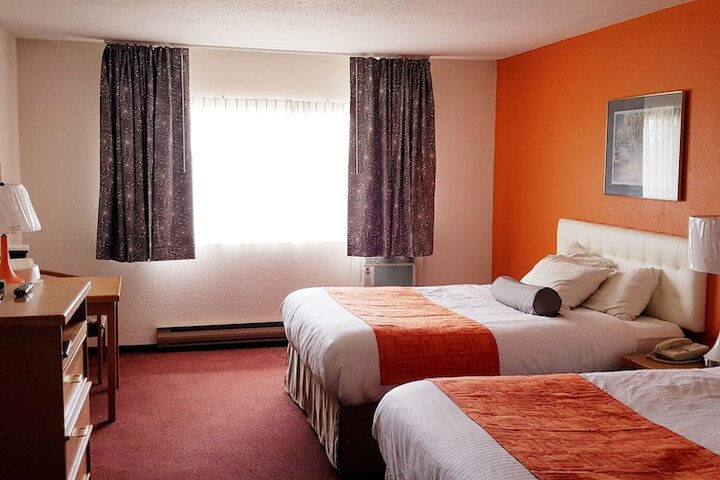Room 28 of 40