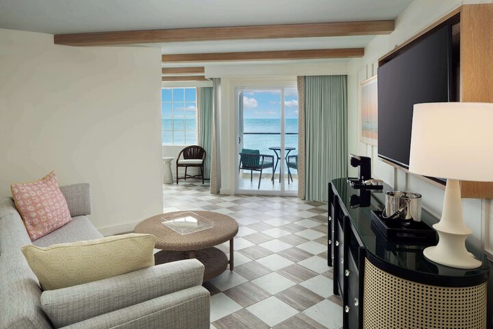 Room 53 of 110