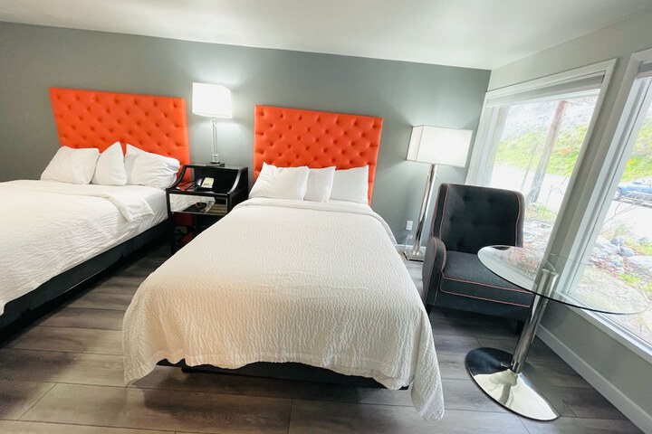 Tides Inn & Suites