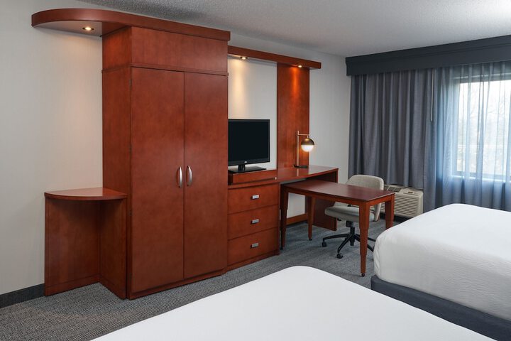 Room 14 of 47