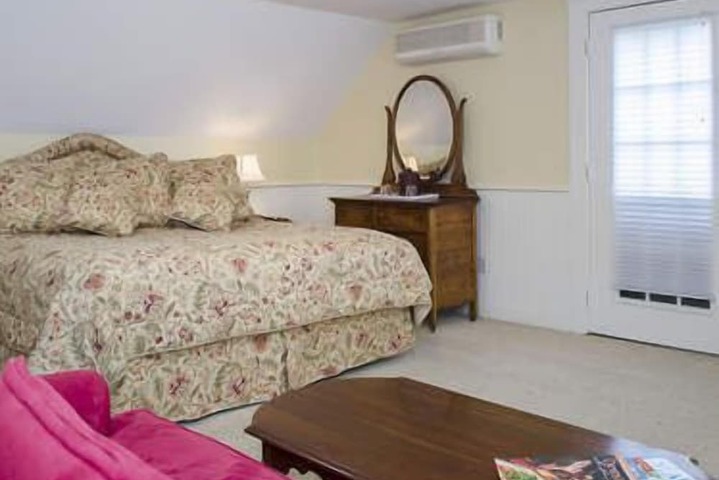 Room 16 of 31