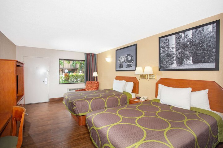 Room 20 of 52