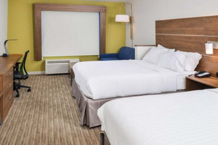 Room 20 of 40