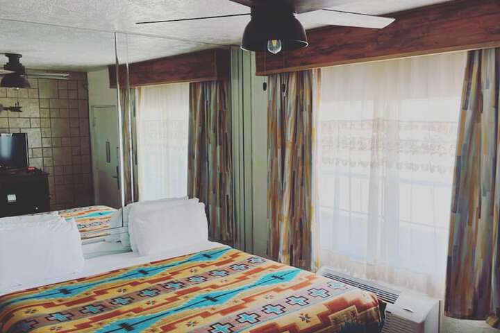 Room 15 of 42