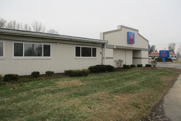 Motel 6 North Olmsted OH - Cleveland